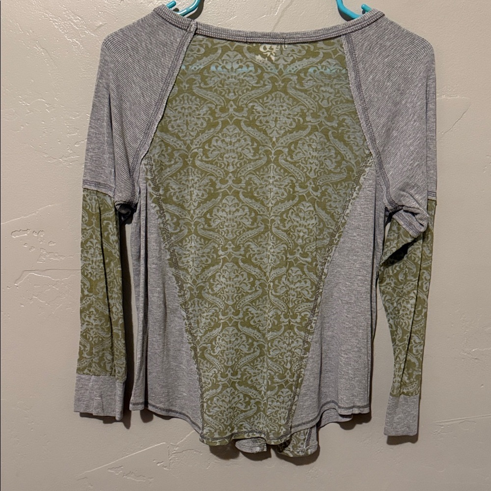Sundance Olive and Gray Long Sleeve Top Small - Picture 7 of 8